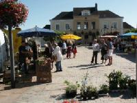 Marchés traditionnels le vendredi et le dimanche